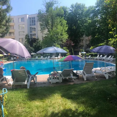 Yassen 2 Near Sea With Poolview Апартамент