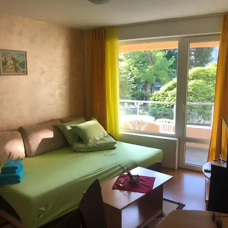 Yassen 2 Near Sea With Poolview Apartment Sunny Beach