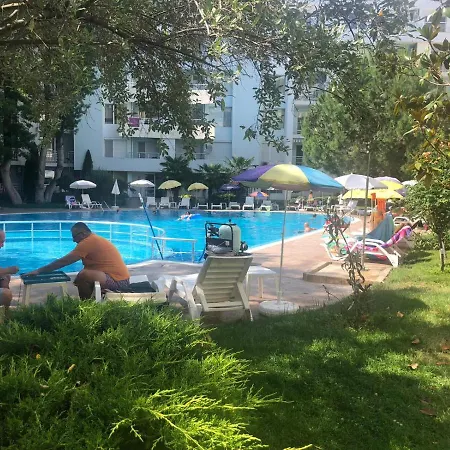 Apartament Yassen 2 Near Sea With Poolview