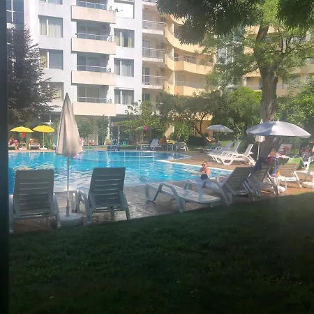 Apartment Yassen 2 Near Sea With Poolview Sunny Beach