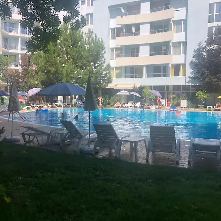 Yassen 2 Near Sea With Poolview * Sunny Beach